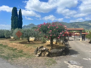 Casa Indipendente in Vendita a Cassino, 350'000€, 500 m²