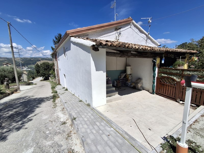 Casa Semi Indipendente in Vendita a San Leo, 72'000€, 66 m²