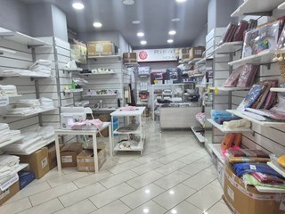 Immobile commerciale in Affitto a Salerno, zona Via  Carmine  26, 950€, 45 m², arredato