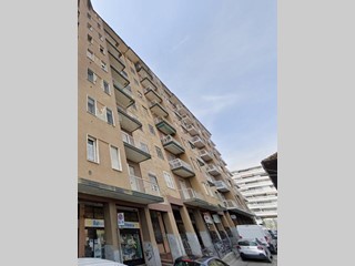 Trilocale in Vendita a Trezzano sul Naviglio, 60'000€, 72 m²