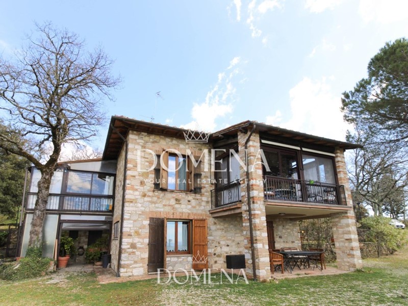 Villa in Vendita a Castelnuovo Berardenga, zona Vagliagli, 820'000€, 330 m², arredato, con Box