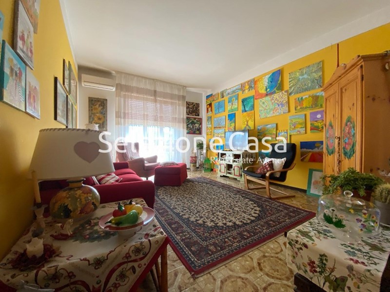 Appartamento in Vendita a Santa Croce sull'Arno, 145'000€, 130 m², arredato, con Box