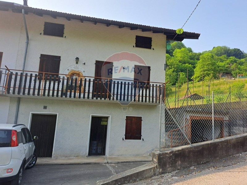 Casa Semi Indipendente in Vendita a Sovramonte, 62'000€, 70 m²