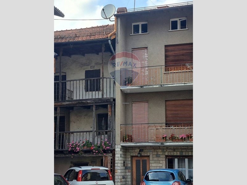 Casa Semi Indipendente in Vendita a Sovramonte, 55'000€, 129 m²