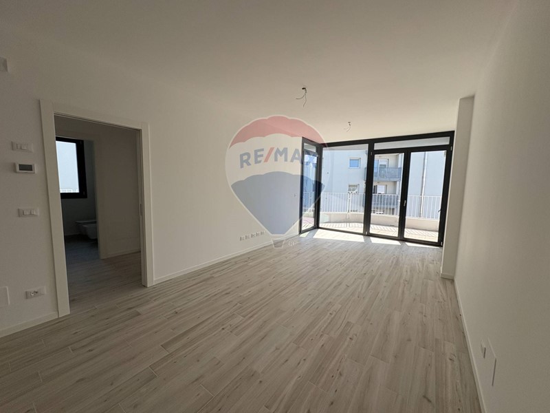Trilocale in Vendita a Trieste, 335'000€, 111 m², con Box