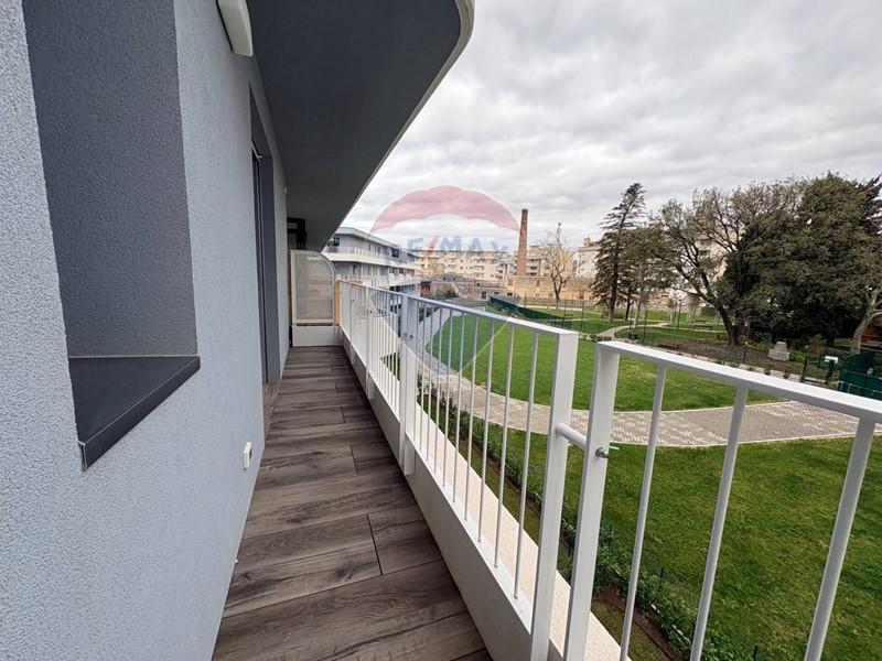 Trilocale in Vendita a Trieste, 335'000&euro;, 111 m², con Box