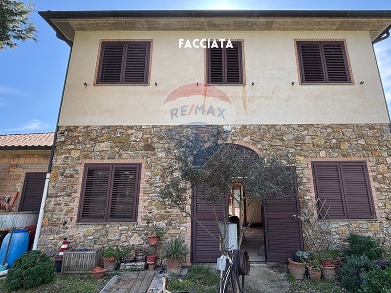 Casa Indipendente in Vendita a Suvereto, 350'000€, 386 m²
