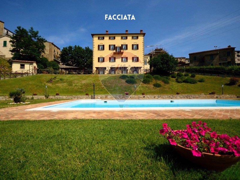 Appartamento in Vendita a Roccastrada, 1'150'000€, 620 m²