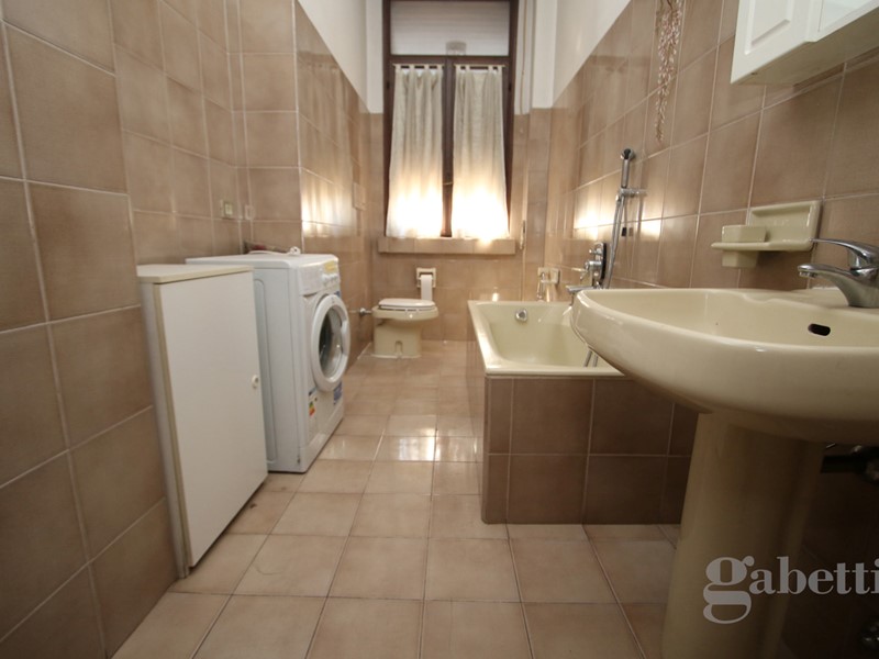 Trilocale in Vendita a Busto Arsizio, 135'000€, 120 m²