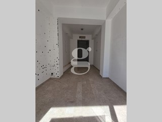 Negozio in Vendita a Milazzo, 170'000€, 159 m²