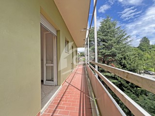 Quadrilocale in Vendita a Leggiuno, 99'000&euro;, 73 m²