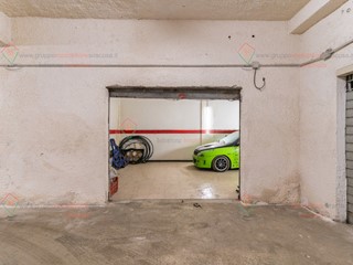 Box in Vendita a Siracusa, zona Teocrito San Giovanni, 29'000€, 51 m²