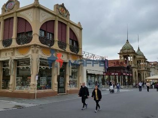 Laboratorio in Vendita a Viareggio, 85'000€, 55 m²