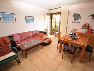 Appartamento in Vendita a Montignoso, zona Cervaiolo, 245'000€, 100 m², con Box