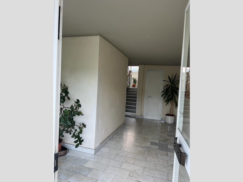 Quadrilocale in Vendita a Pontremoli, 80'000€, 85 m², arredato, con Box