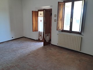 Trilocale in Vendita a Montopoli in Val d'Arno, 47'000€, 70 m², arredato