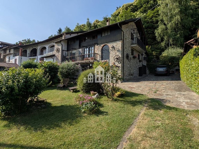 Casa Indipendente in Vendita a Andrate, 225'000€, 163 m²