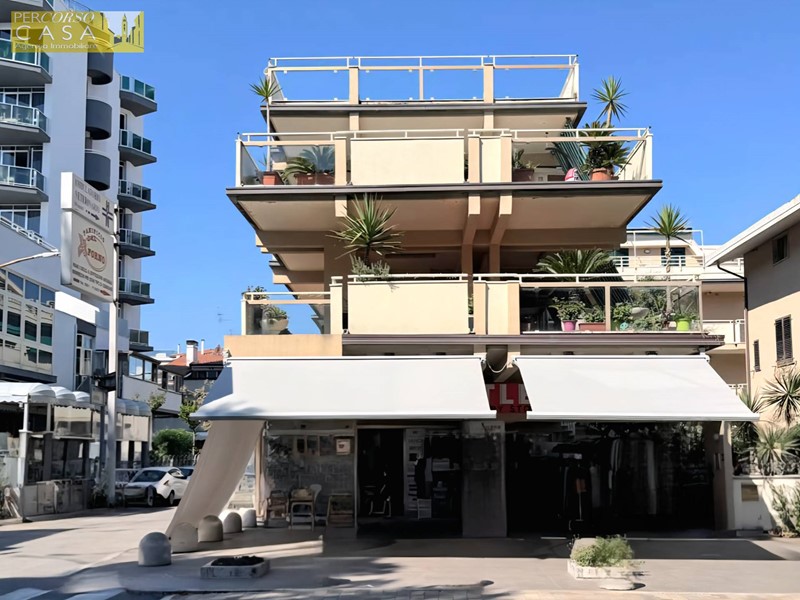 Trilocale in Vendita a Alba Adriatica, 160'000€, 77 m²