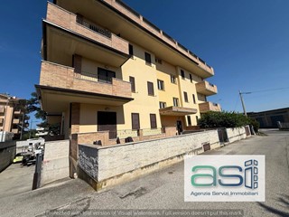 Appartamento in Vendita a Corropoli, 180'000€, 122 m²