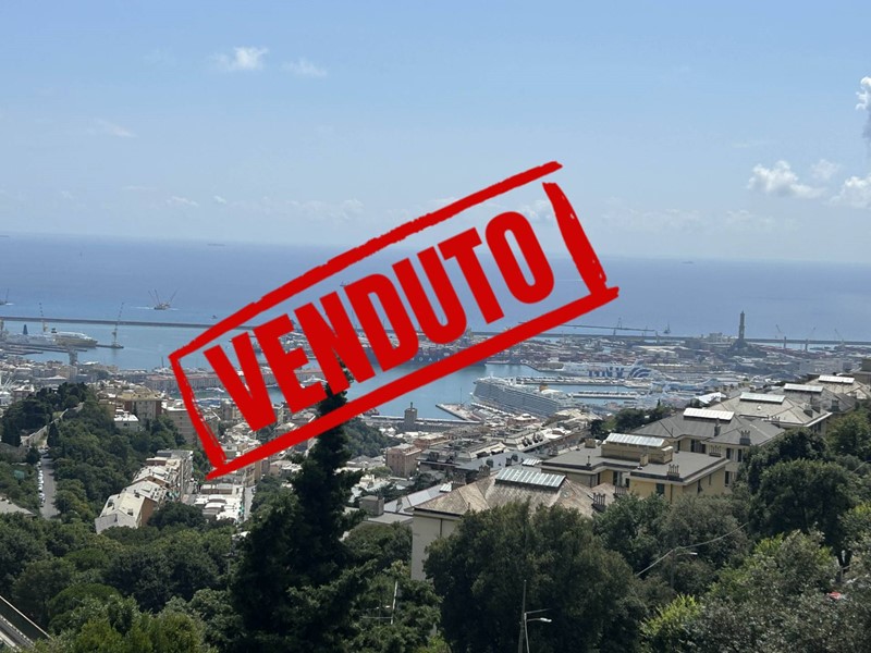 Appartamento in Vendita a Genova, 125'000&euro;, 80 m²