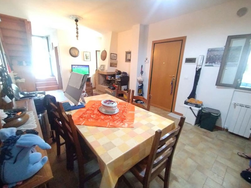 Trilocale in Vendita a Tagliacozzo, 89'000&euro;, 75 m²