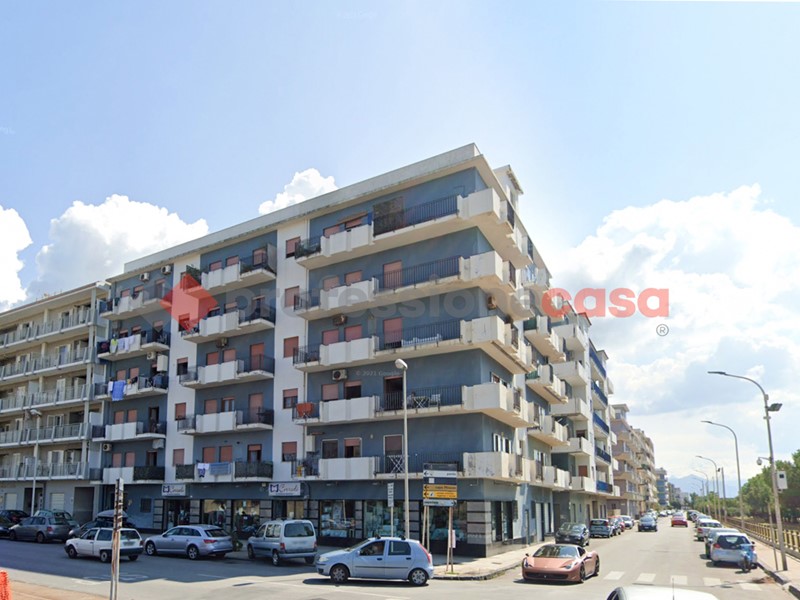 Trilocale in Vendita a Milazzo, 125'000€, 75 m²