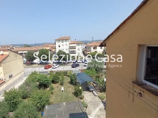 Attico in Vendita a Castelfranco di Sotto, 45'000€, 80 m²