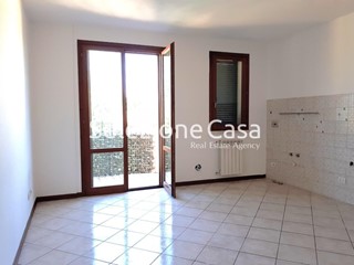 Trilocale in Vendita a Castelfranco di Sotto, 115'000€, 72 m²