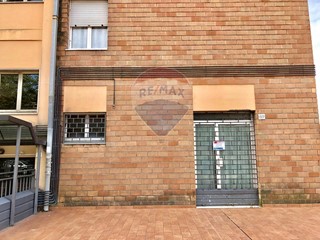 Immobile commerciale in Vendita a Perugia, 22'000€, 26 m²