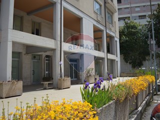 Ufficio in Vendita a Perugia, 35'000€, 80 m²