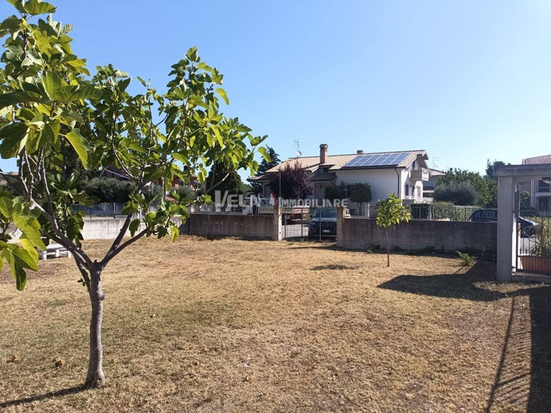 Terreno edificabile in Vendita a Sant'Egidio alla Vibrata, 38'000€, 1000 m²