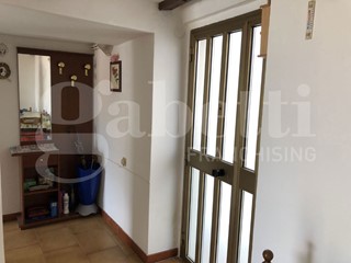 Trilocale in Vendita a Castel del Giudice, 40'000€, 90 m², arredato