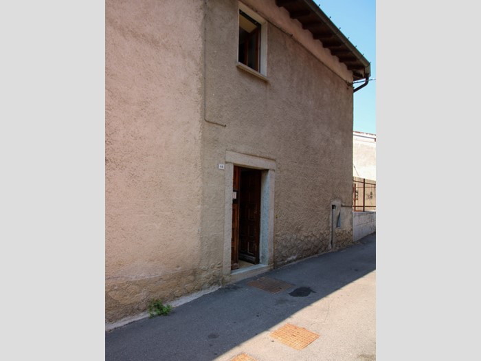 Casa Indipendente in Vendita a Centro Valle Intelvi, 105'000€, 112 m²