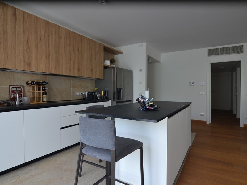 Appartamento in Vendita a Trento, 487'000€, 118 m², con Box