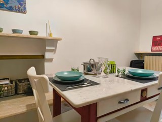 Bilocale in Vendita a Torino, zona San Salvario, 750€, 52 m²