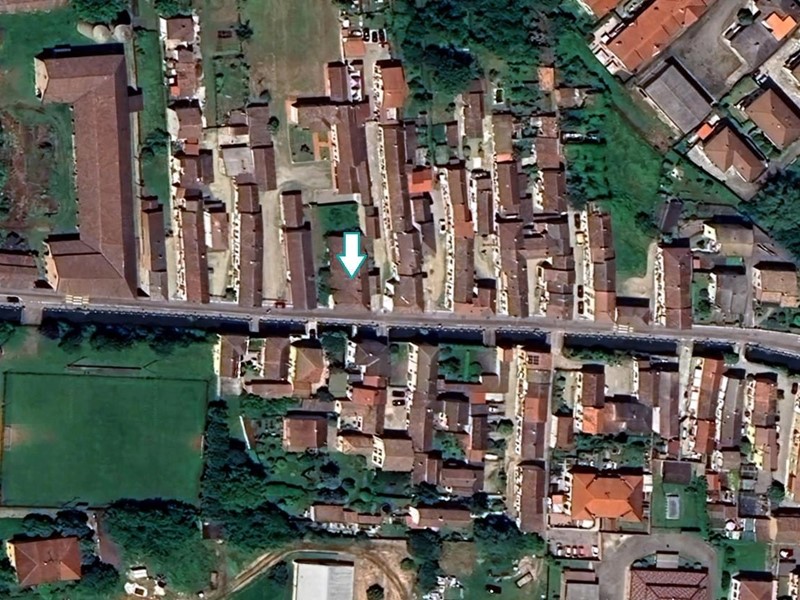 Negozio in Vendita a Lardirago, 15'914€, 490 m²