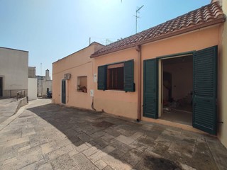 Casa Indipendente in Vendita a Cannole, 47'000€, 96 m²