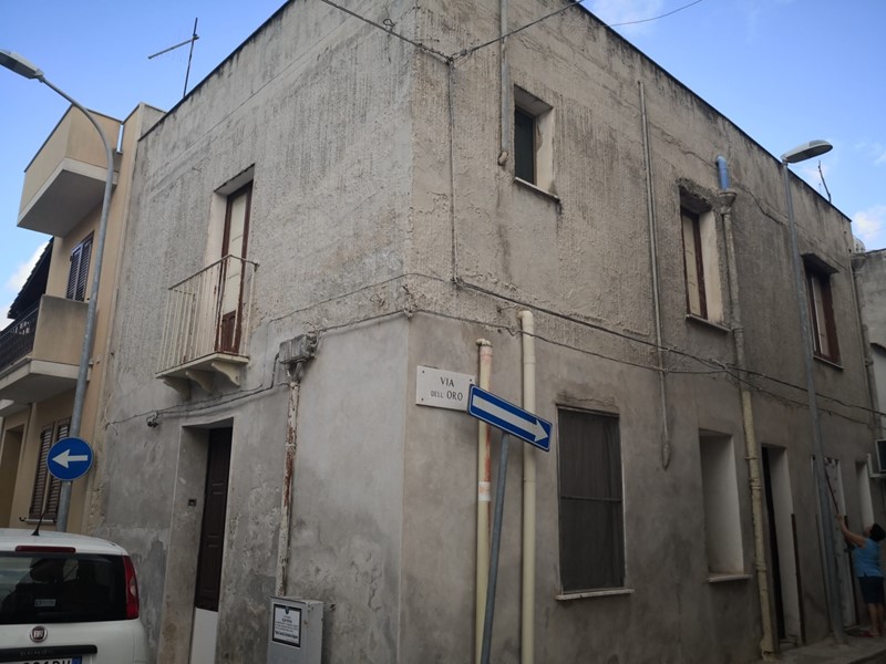 Villa in Vendita a Trapani, 42'000&euro;, 145 m²