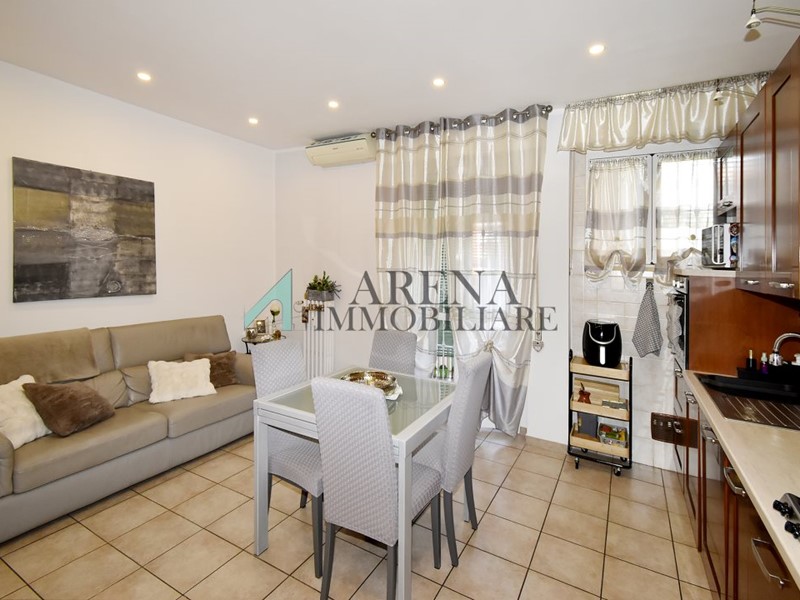 Trilocale in Vendita a Milano, 249'000€, 79 m²