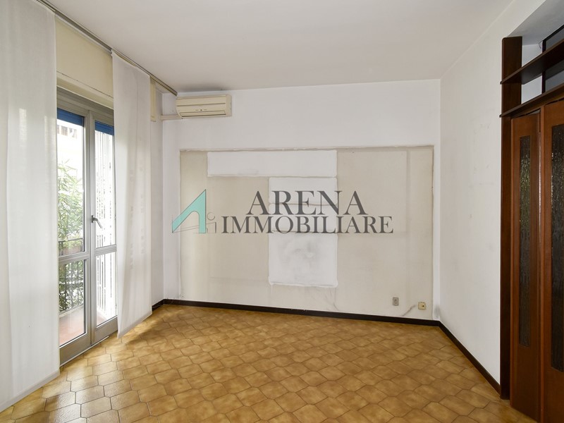 Trilocale in Vendita a Milano, 283'000€, 82 m²