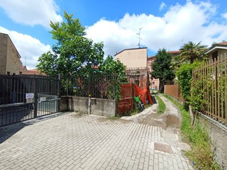 Casa Indipendente in Vendita a Cinisello Balsamo, 140'000€, 90 m²