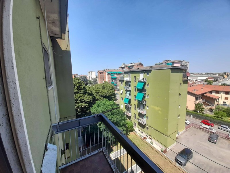 Trilocale in Vendita a Cinisello Balsamo, 159'000€, 70 m²