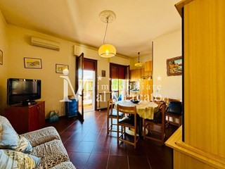 Quadrilocale in Vendita a Viareggio, 165'000€, 65 m², arredato