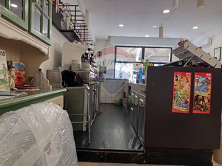 Immobile commerciale in Vendita a Piombino, 85'000&euro;, 100 m²