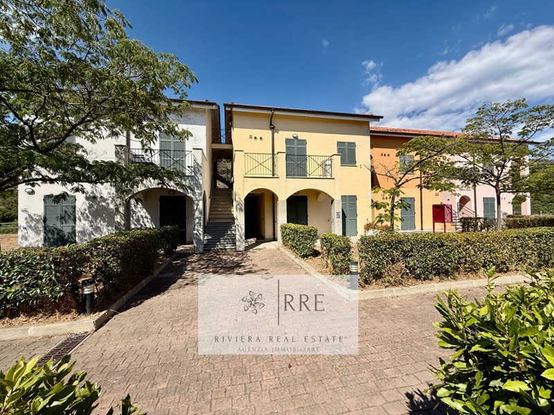 Bilocale in Vendita a Castellaro, 125'000€, 65 m²