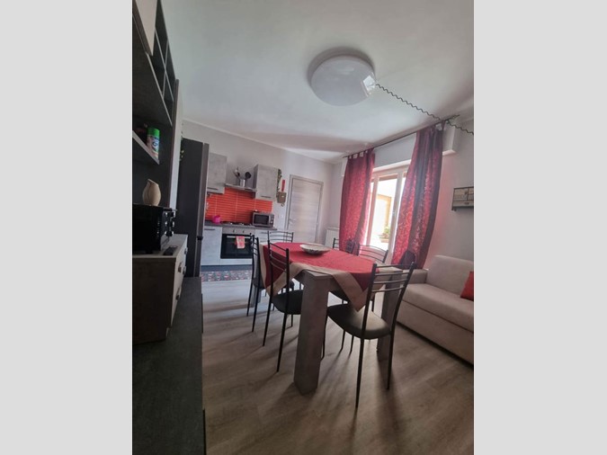 Quadrilocale in Vendita a Sanremo, 285'000€, 100 m²