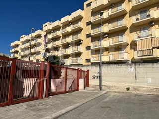 Box in Vendita a Canosa di Puglia, 50 m²