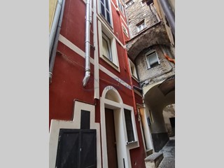 Casa Indipendente in Vendita a Camporosso, 550'000€, 230 m², arredato