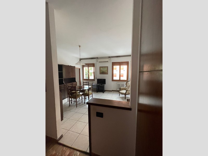 Quadrilocale in Vendita a Prato, zona Sacro Cuore, 195'000€, 95 m²