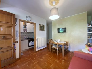 Trilocale in Affitto a Camaiore, zona Lido di Camaiore, 850€, 70 m²